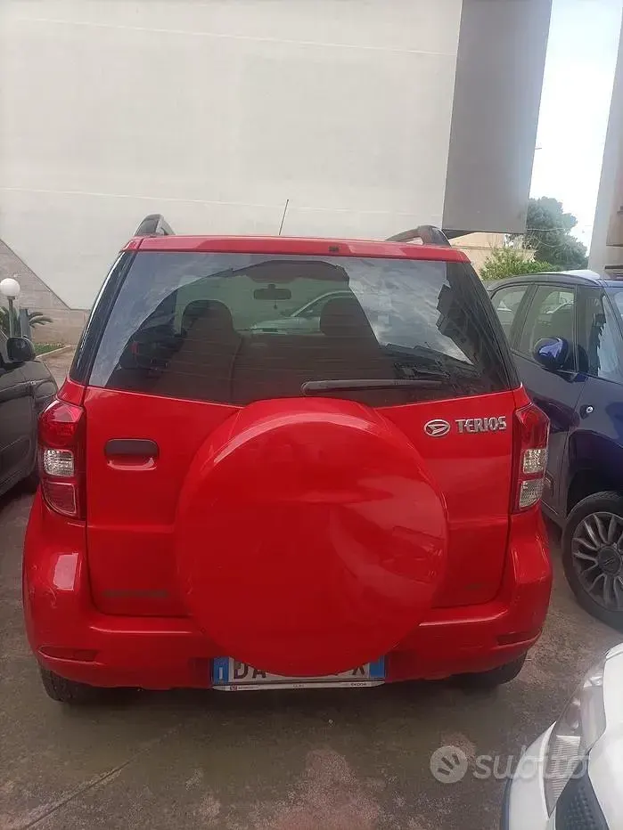Usata Daihatsu Terios 86 CV (63 kW) 2006 SUV