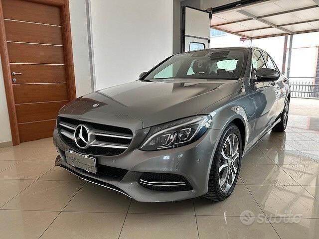 Usata Mercedes C220 170 CV (125 kW) 2014 Grigio Berlina