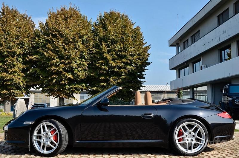 Usata Porsche 997 385 CV (283 kW) 2010 Nero Cabrio