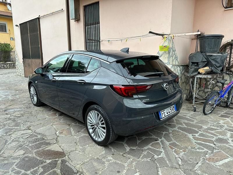 Usata Opel Astra 136 CV (100 kW) 2016 Berlina