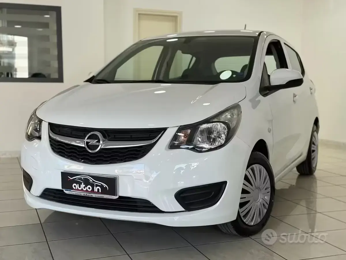 Occasion Opel Karl Innovation 75 PK (55 kW) 2017 Wit Hatchback