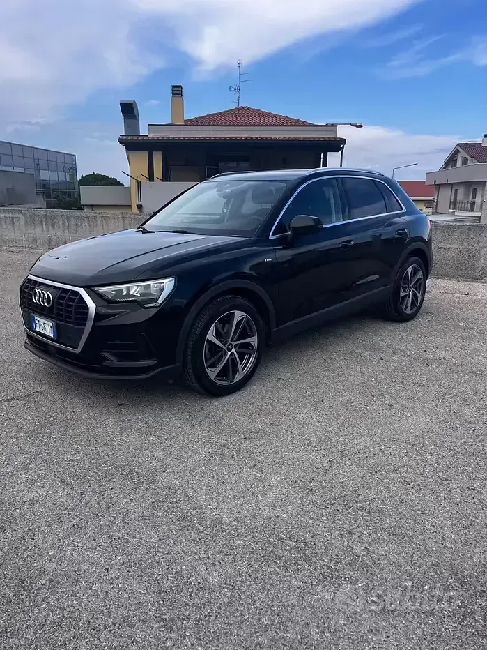 Usata Audi Q3 Business 150 CV (110 kW) 2018 Nero SUV