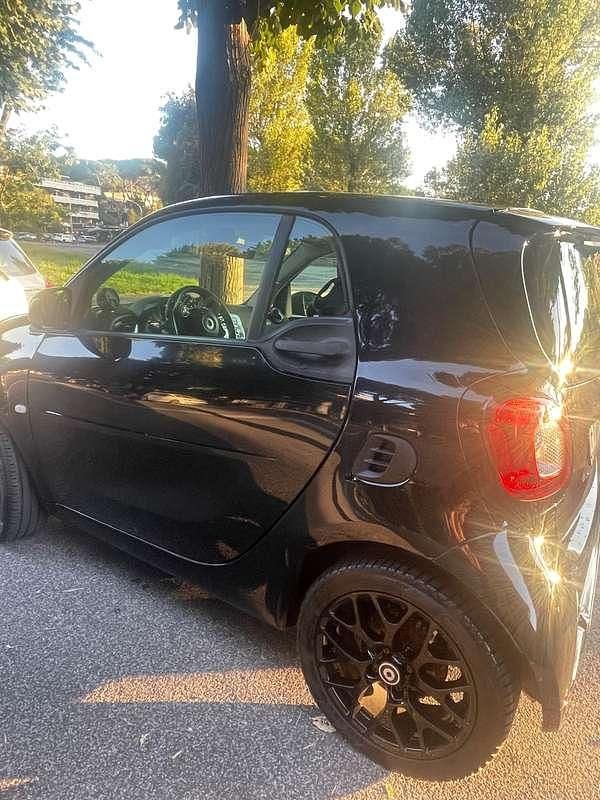Nero Usata 2022 Smart ForTwo Coupé Prime Utilitaria | 14.300 € (Ottimo prezzo) - Immagine 1/4
