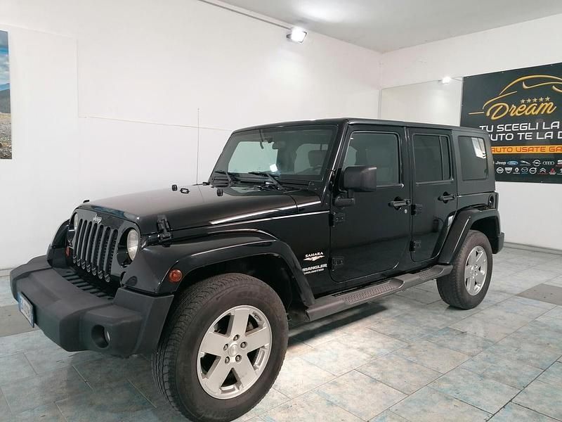 Usata Jeep Wrangler Sahara 200 CV (147 kW) 2013 Nero SUV