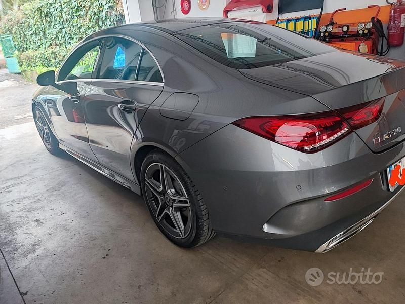 Usata Mercedes CLA220 AMG line 190 CV (139 kW) 2019 Grigio Berlina