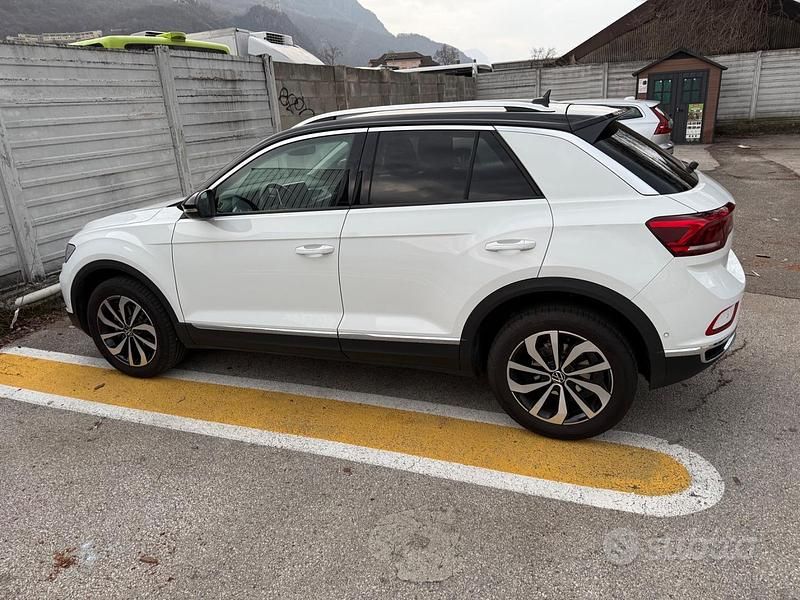 Usata VW T-Roc Style 150 CV (110 kW) 2024 Bianco SUV