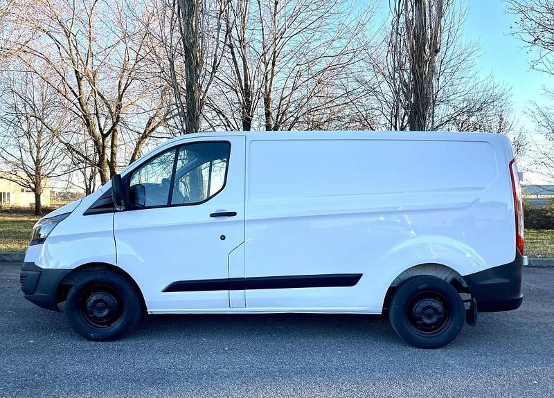 Usata Ford Transit Custom 105 CV (77 kW) 2017 Bianco frozen pastello Furgone