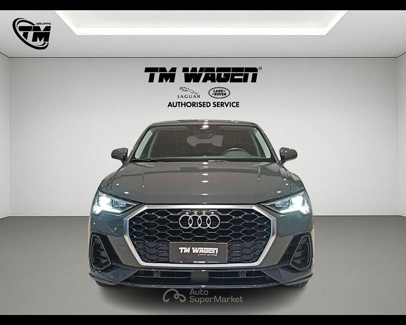 Usata Audi Q3 Ambiente 150 CV (110 kW) 2024 Gray SUV