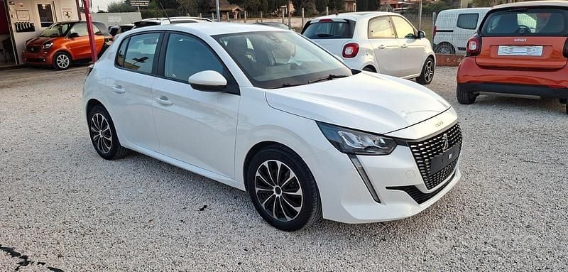 Usata Peugeot 208 75 CV (55 kW) 2020 Bianco Utilitaria
