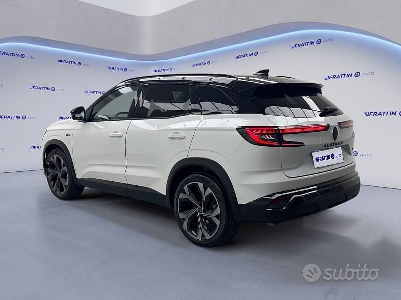 Usata Renault Austral Iconic Esprit Alpine 200 CV (147 kW) 2024 Bianco SUV