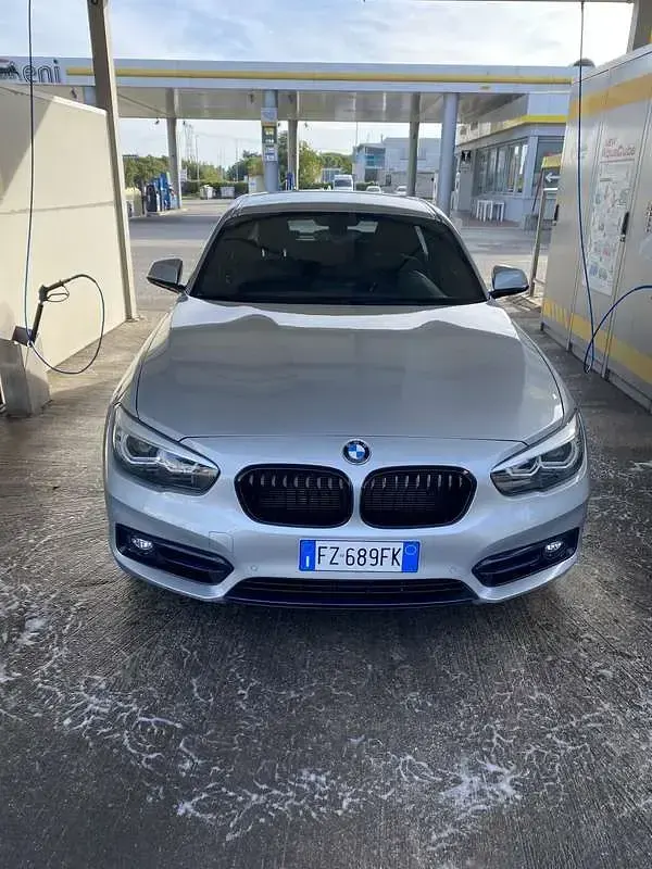 Usata BMW 118 Sport Line 150 CV (110 kW) 2019 Berlina
