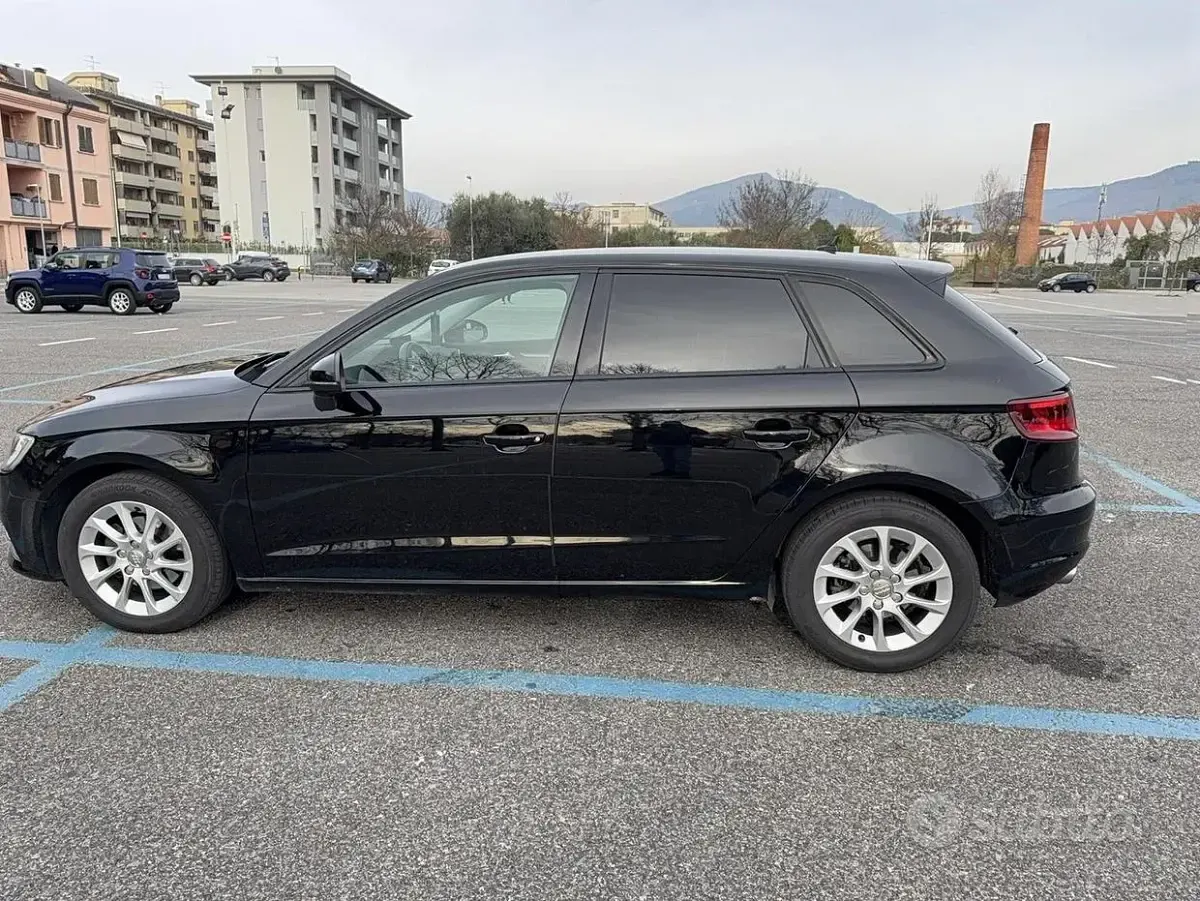 Usata Audi A3 150 CV (110 kW) 2016 Nero Berlina
