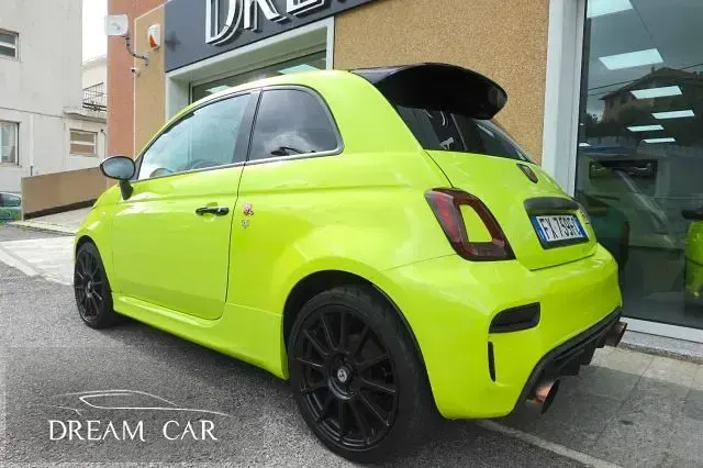 Usata Abarth 595 Competizione 179 CV (131 kW) 2019 Verde pastello Utilitaria