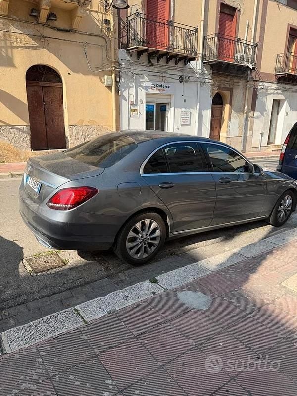 Usata Mercedes C220 194 CV (142 kW) 2018 Grigio Berlina