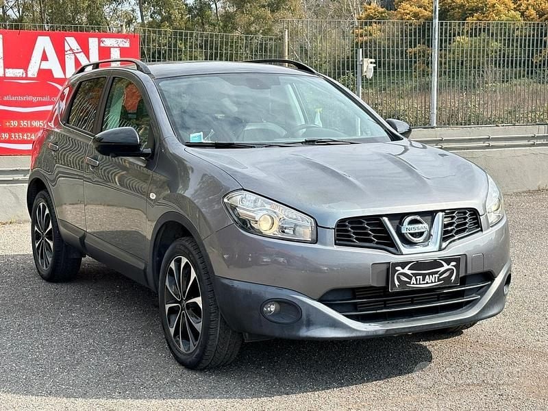 Usata Nissan Qashqai Tekna 110 CV (80 kW) 2013 Grigio SUV