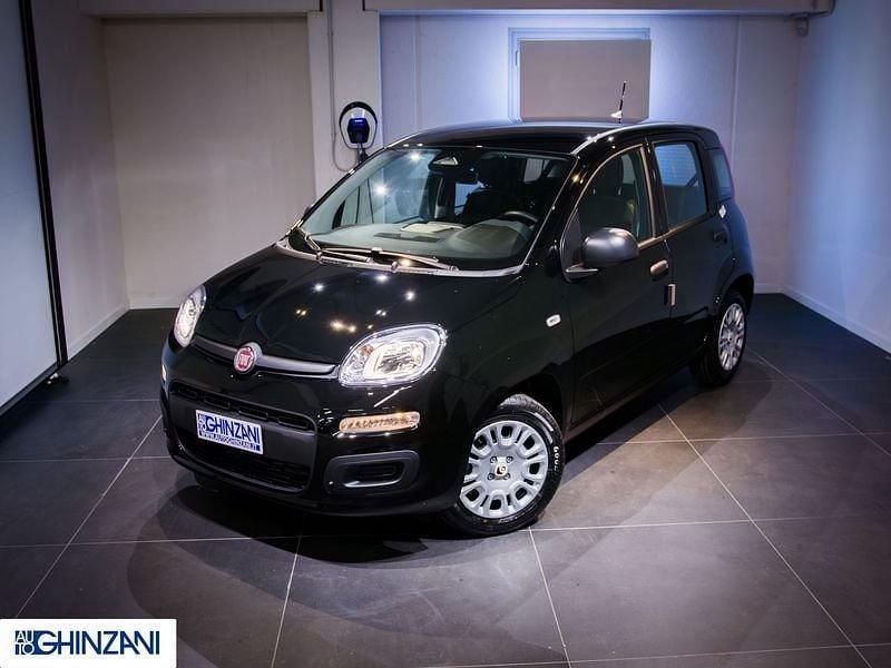 Nuova Fiat Panda Icon 65 CV (47 kW) 2025 Nero cinema Utilitaria