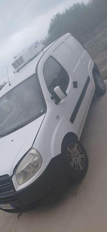 Usata Fiat Doblò Active 105 CV (77 kW) 2008 Bianco Monovolume