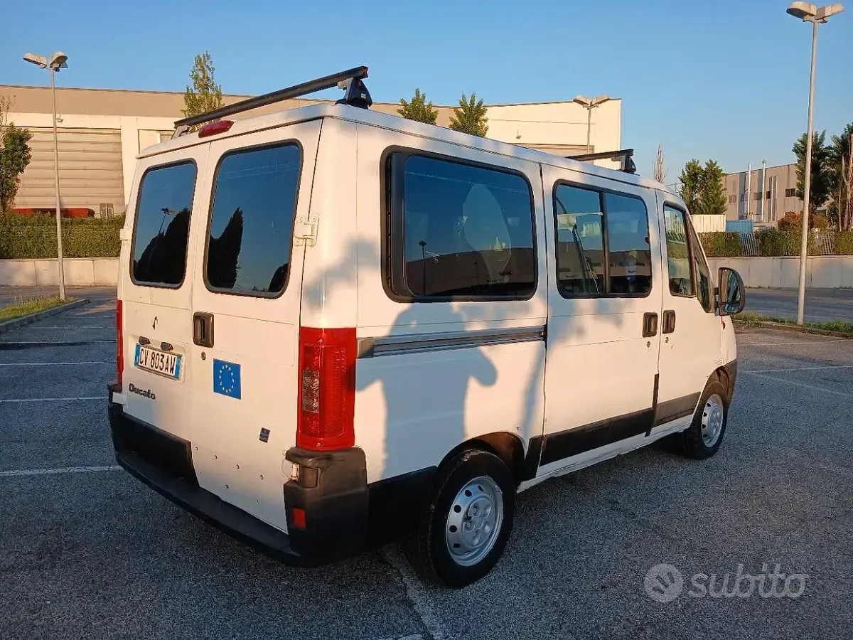 Usata Fiat Ducato 84 CV (61 kW) 2005 Bianco Furgone