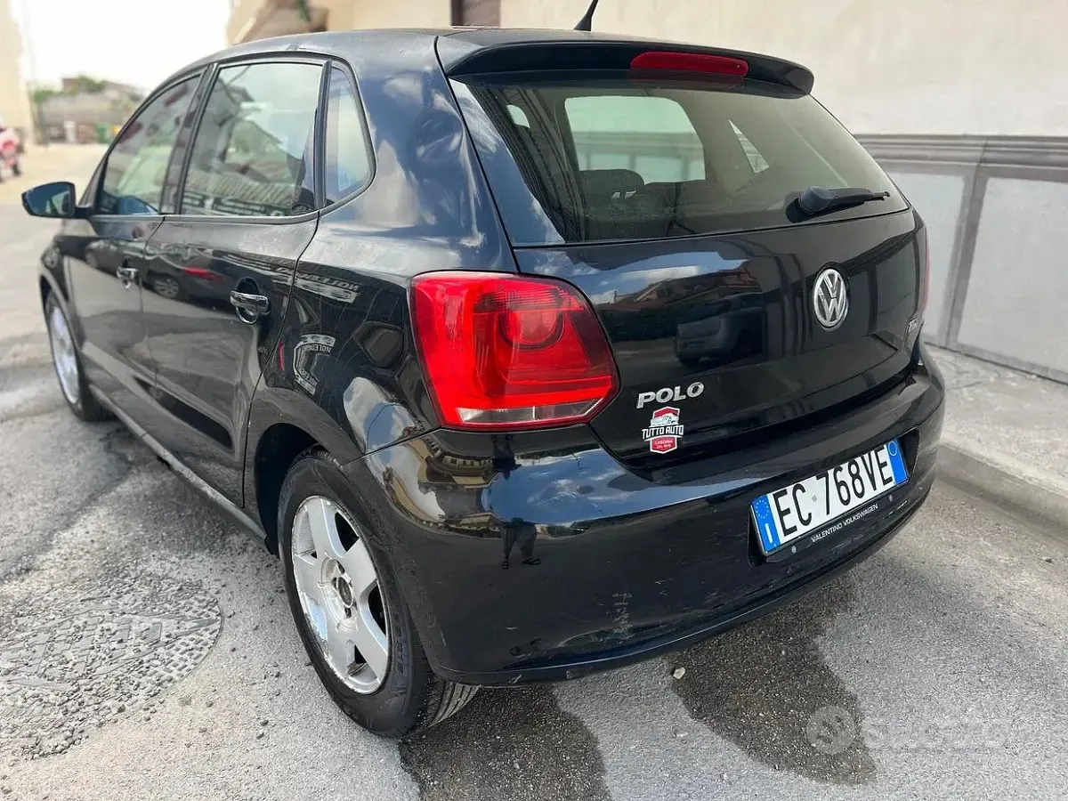 Usata VW Polo 90 CV (66 kW) 2011 Nero Utilitaria