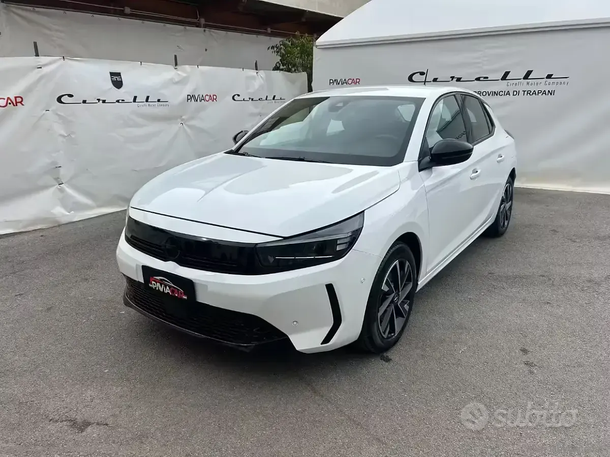 Usata Opel Corsa Edition 101 CV (74 kW) 2025 Bianco Utilitaria