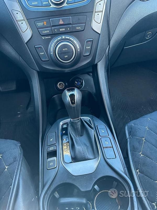 Usata Hyundai Santa Fe 197 CV (144 kW) 2016 Bianco SUV