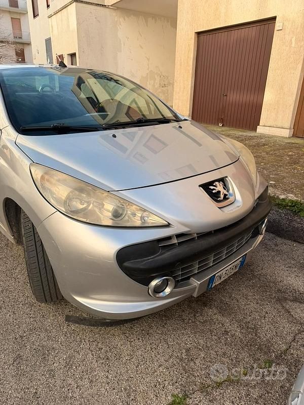 Usata Peugeot 207 CC 90 CV (66 kW) 2008 Grigio Cabrio