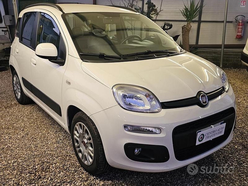 Usata Fiat Panda Lounge 69 CV (50 kW) 2013 Bianco Berlina