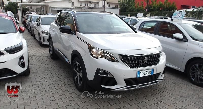 Bianco Usata 2017 Peugeot 3008 Business-Line SUV | 14.999 € (Buon prezzo) - Immagine 1/4