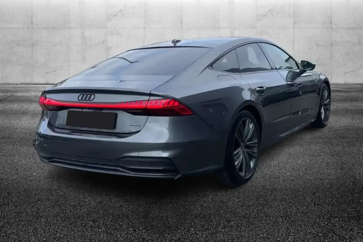 Usata Audi A7 299 CV (219 kW) 2023 Grigio Berlina