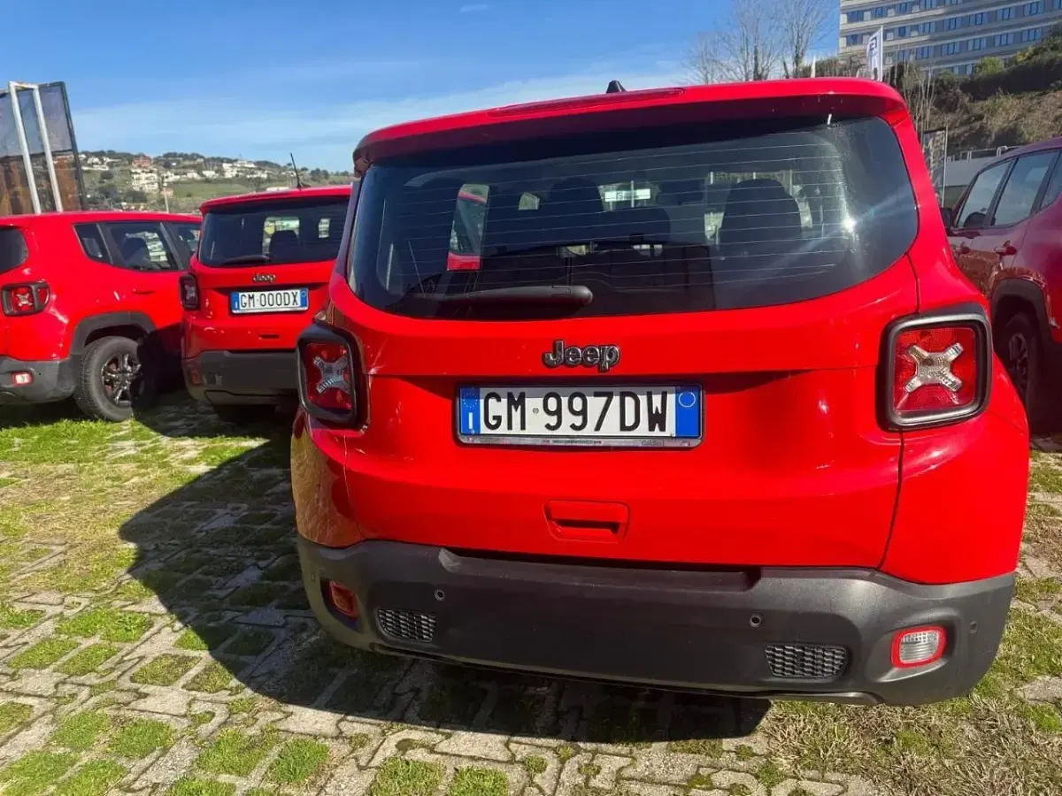 Usata Jeep Renegade Longitude 120 CV (88 kW) 2023 Rosso SUV