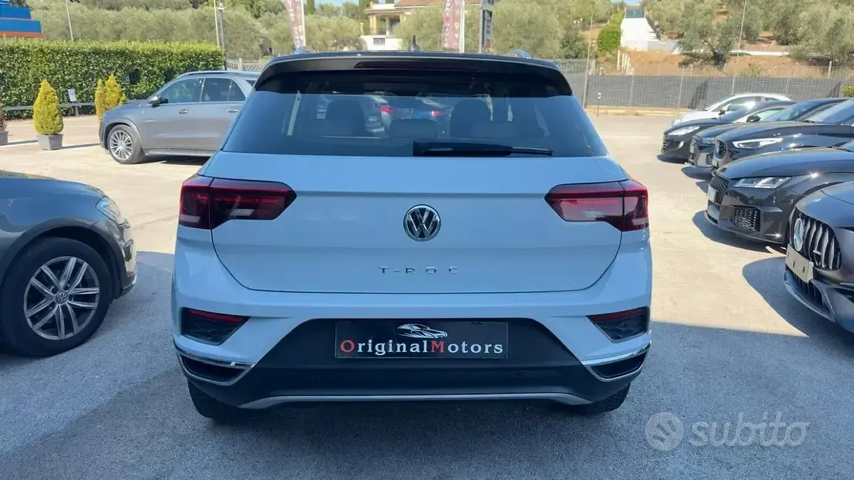 Usata VW T-Roc Style 116 CV (85 kW) 2019 Grigio SUV