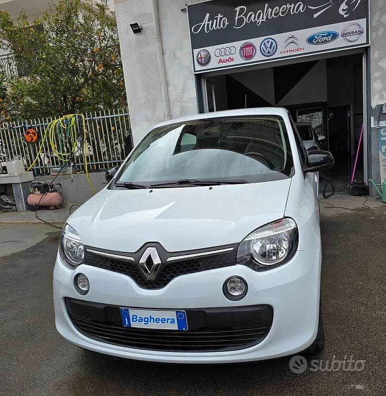 Bianco Usata 2019 Renault Twingo Life Due volumi | 7999 € (Ottimo prezzo) - Immagine 1/4