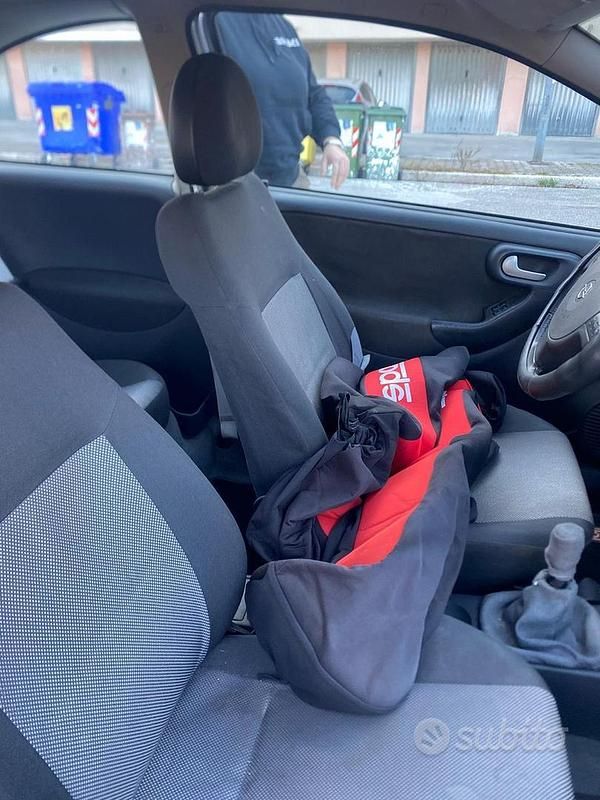 Usata Opel Corsa 2005 Utilitaria