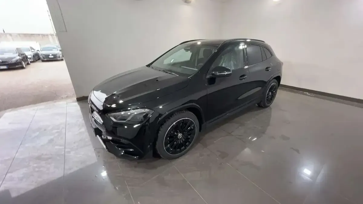 Nuova Mercedes GLA200 AMG line 150 CV (110 kW) 2026 Nero SUV
