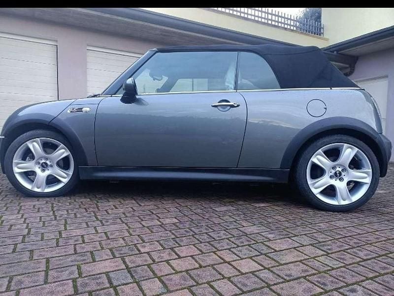 Usata Mini Cooper S Cabriolet 170 CV (125 kW) 2006 Grigio Cabrio
