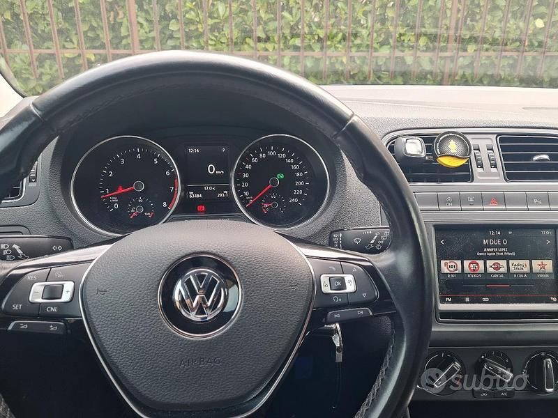 Usata VW Polo 2016 Nero Berlina