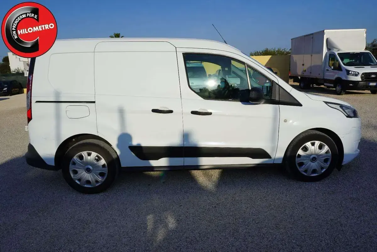 Usado Ford Transit Connect 101 CV (74 kW) 2021 Blanco Monovolumen