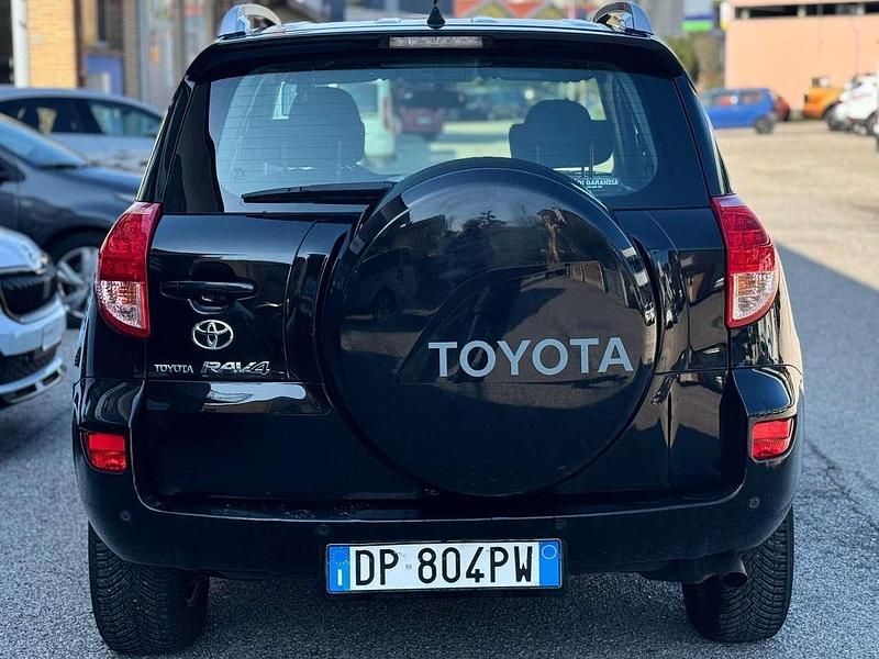 Usata Toyota RAV4 Sol 136 CV (100 kW) 2008 Nero SUV