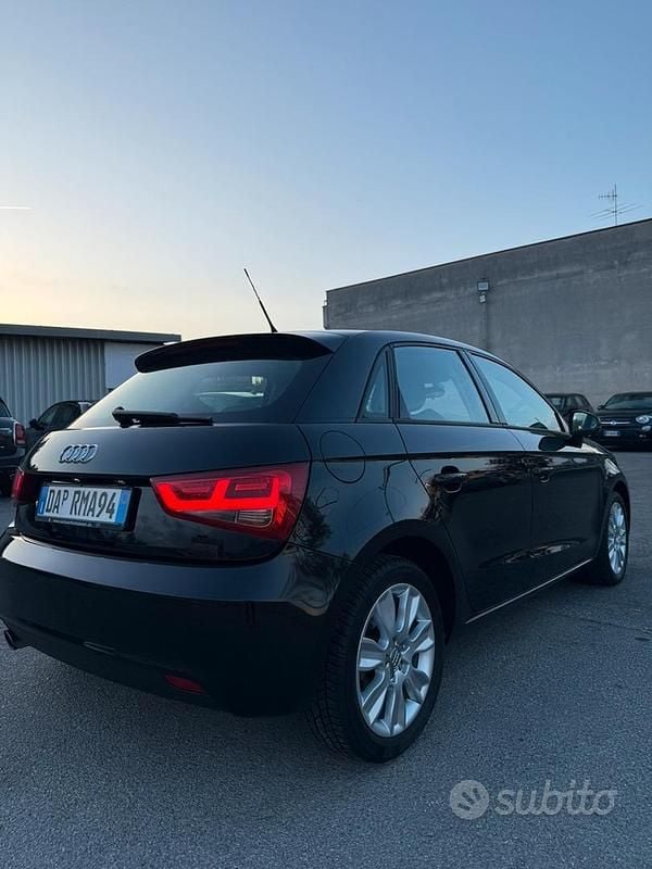 Usata Audi A1 Sportback Attraction 105 CV (77 kW) 2013 Nero Utilitaria