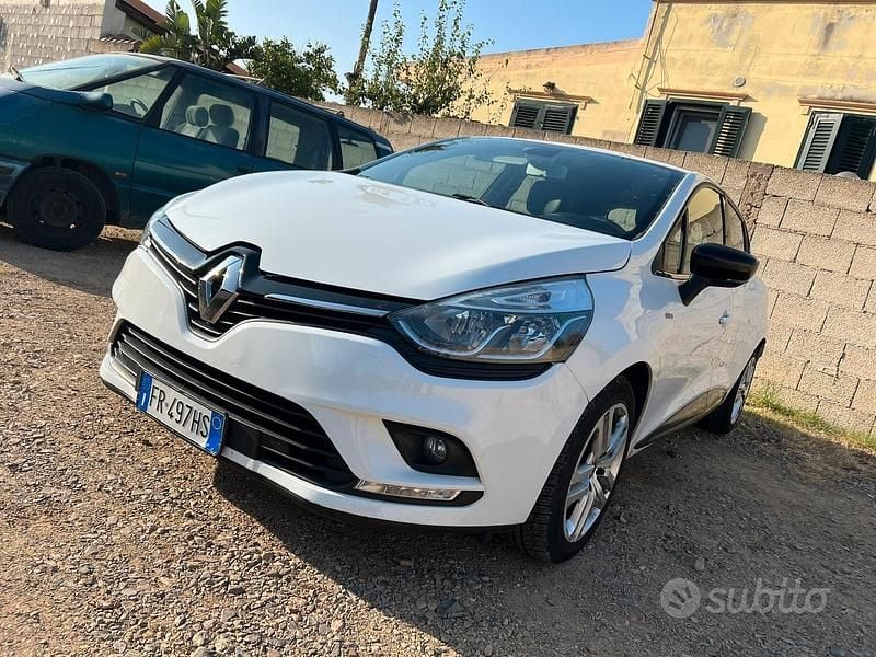 Bianco Usata 2018 Renault Clio IV Utilitaria | 8500 € (Buon prezzo) - Immagine 1/4