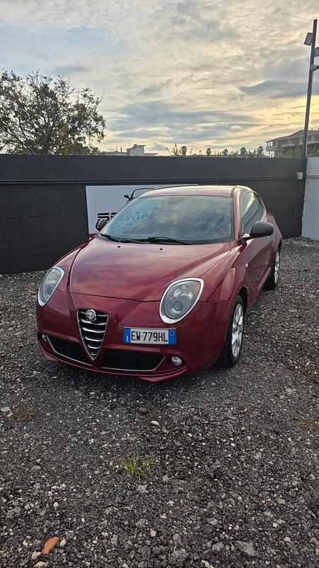 Usata Alfa Romeo MiTo Distinctive 85 CV (62 kW) 2014 Rosso Utilitaria