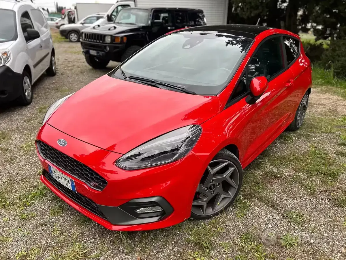 Usata Ford Fiesta ST 205 CV (150 kW) 2018 Rosso Berlina