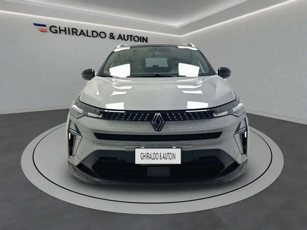 Usata Renault Captur Techno 101 CV (74 kW) 2025 Grigio SUV