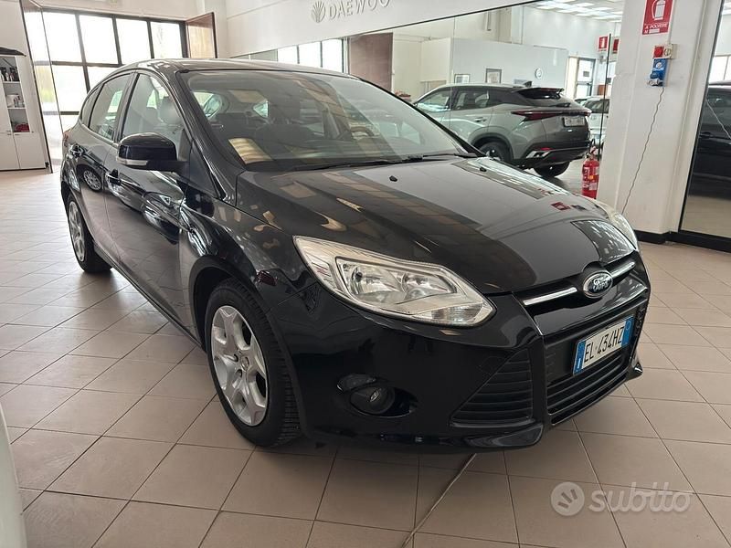 Usata Ford Focus Titanium 100 CV (73 kW) 2013 Nero Berlina