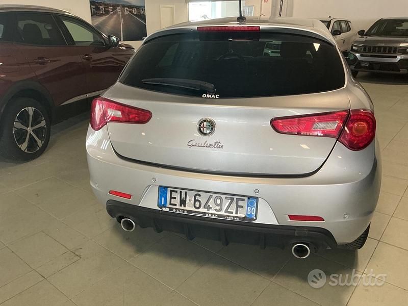 Usata Alfa Romeo Giulietta Sprint 175 CV (128 kW) 2014 Grigio Utilitaria