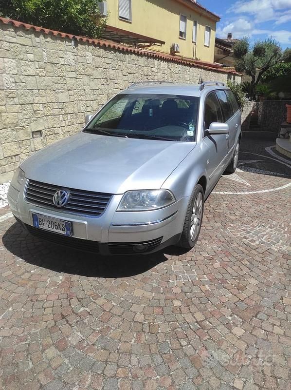 Usata VW Passat 130 CV (95 kW) 2001 Grigio Station wagon