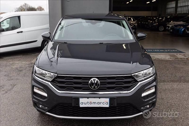 Usata VW T-Roc Style 110 CV (80 kW) 2021 Grigio metallizzato SUV