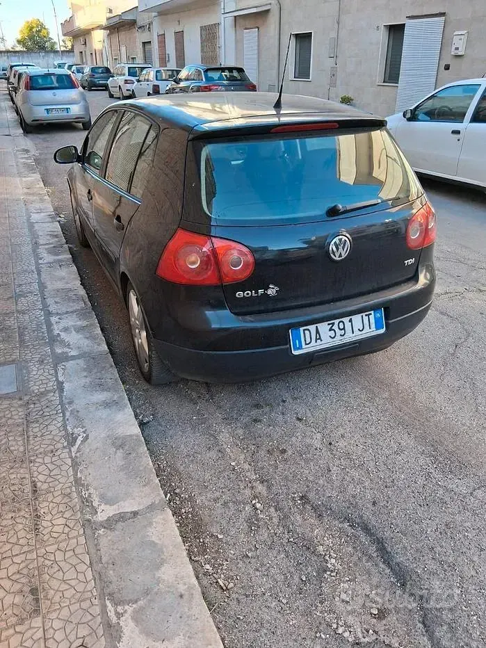 Usata VW Golf IV 105 CV (77 kW) 2006 Nero Berlina