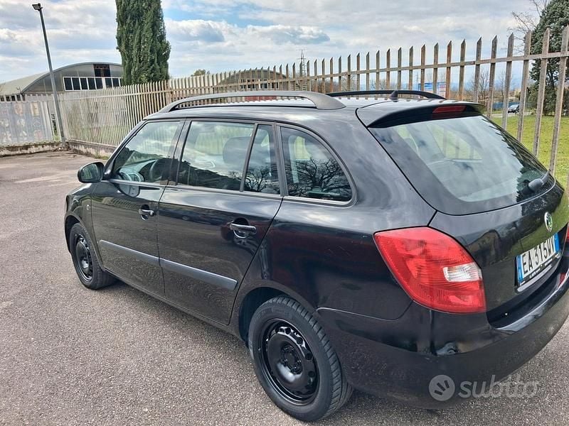Usata Skoda Fabia 69 CV (50 kW) 2010 Nero Station wagon