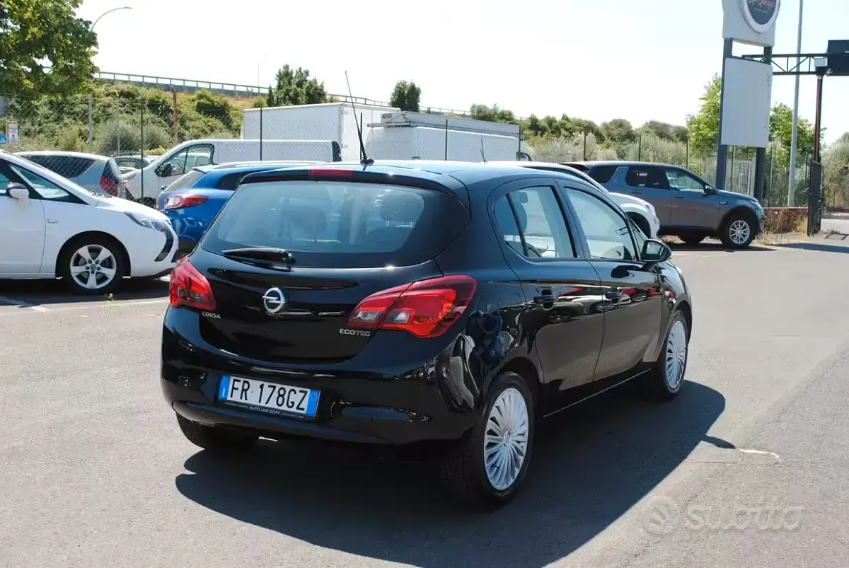 Usata Opel Corsa 90 CV (66 kW) 2019 Nero Utilitaria